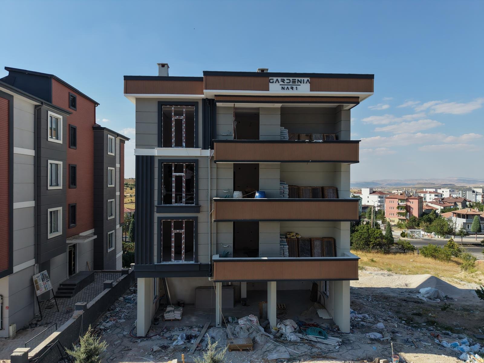 "Emlak Zet"Nar'da Merkezi Konumlu 2+1 Satılık Daire